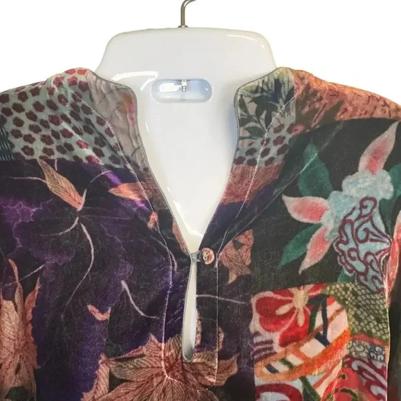 New JOHNNY WAS Grace Tessa Tunic Multicolor Floral Velvet Flowy Top Women's XS - Picture 3 of 11